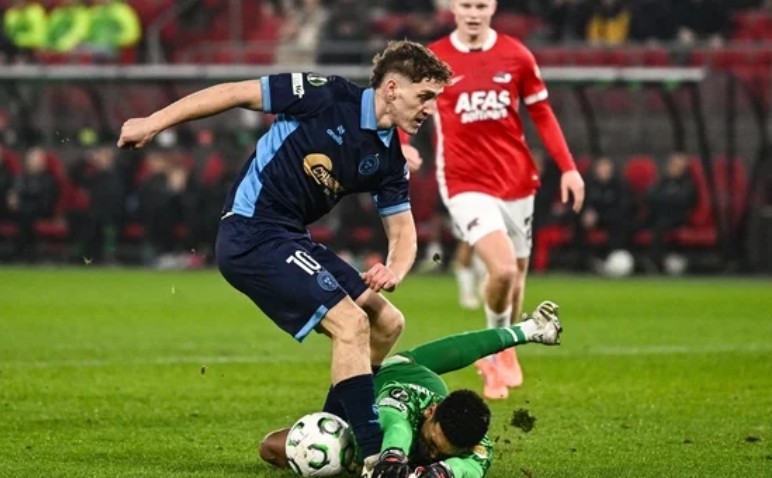 Shelbourne ในศึกคอนเฟอเรนซ์ลีก